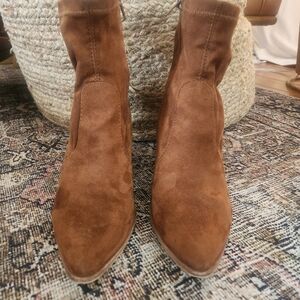 Steve Madden Brown Suede Pointed Toe Ankle Boots
